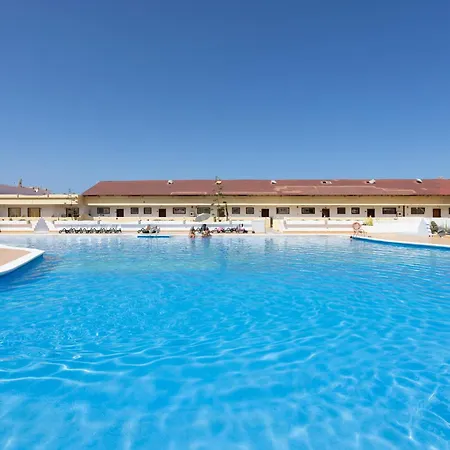 Home2book Cute With Pool, Callao Salvaje アパート *