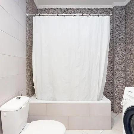 Home2book Cute With Pool, Callao Salvaje 公寓